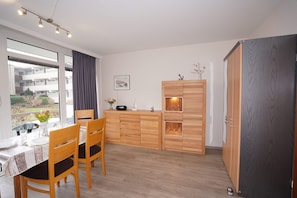 Wohnzimmer Schrank