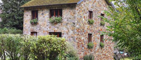 Extérieur maison de vacances [été]