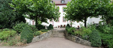 Extérieur maison de vacances [été]