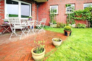 Garden [summer]