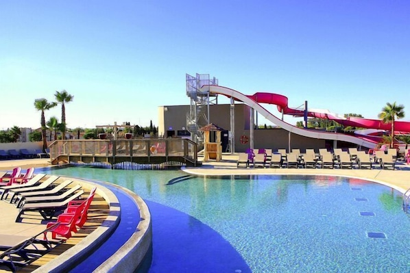 Holiday Home Swimming Pool