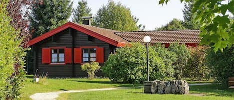 Außenseite Ferienhaus [Sommer]