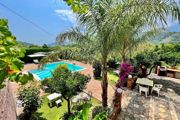 Holiday Home Swimming Pool