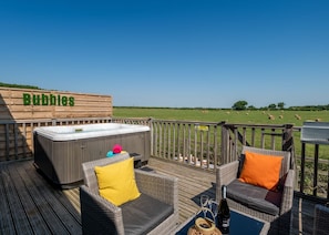 Spa Freedom - Raywell Hall Country Lodges, Raywell, Beverley