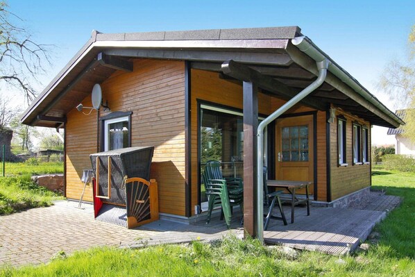 Holiday Home Exterior [summer]