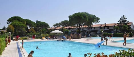 Piscine maison de vacances