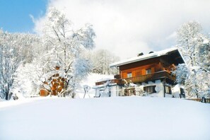 Extérieur maison de vacances [hiver]