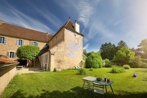 Large garden with privacy, 10 minutes walking distance from the  historic center