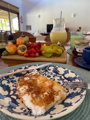 Breakfast meal