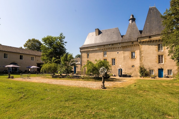 Extérieur maison de vacances [été]