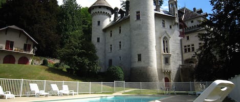 Extérieur maison de vacances [été]