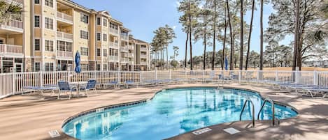 Myrtle Beach Vacation Rental | 3BR | 2BA | Step-Free Access | 1,300 Sq Ft