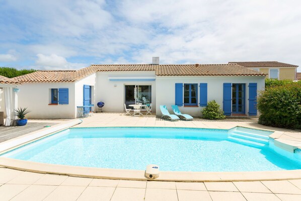 Piscine maison de vacances