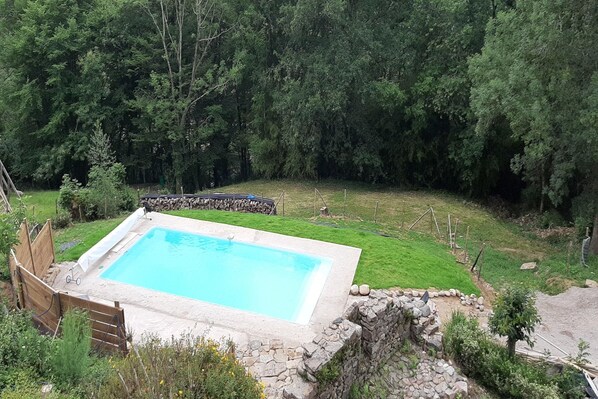 Schwimmbad des Ferienhauses