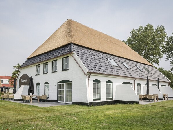 Extérieur maison de vacances [été]