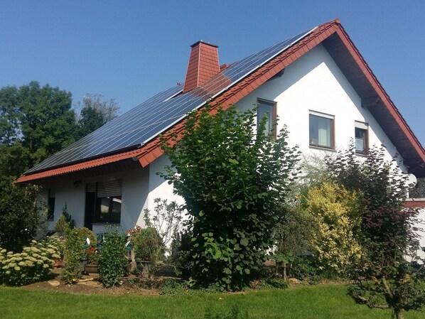 Extérieur maison de vacances [été]