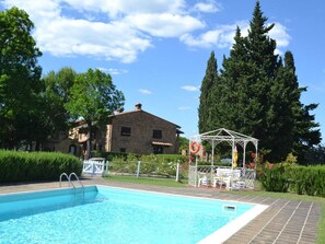 Holiday Home Swimming Pool