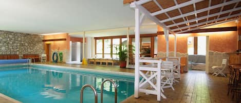 Holiday Home Swimming Pool