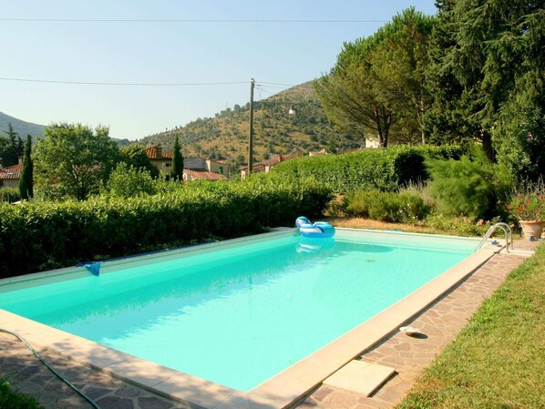 Holiday Home Swimming Pool