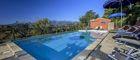 Holiday Home Swimming Pool