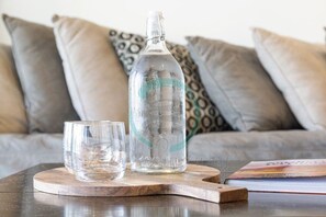 Alimentos y bebidas