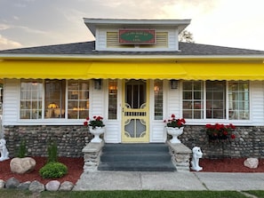 Somewhere in Time Cottage