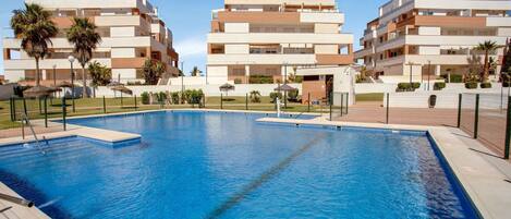 Piscine maison de vacances