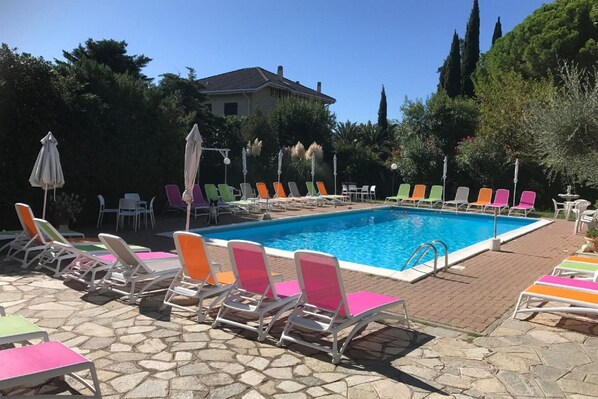 Holiday Home Swimming Pool