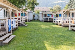 Außenseite Ferienhaus [Sommer]