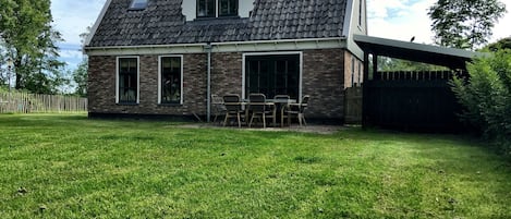 Exterieur vakantiehuis [zomer]