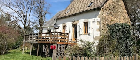 Extérieur maison de vacances [été]