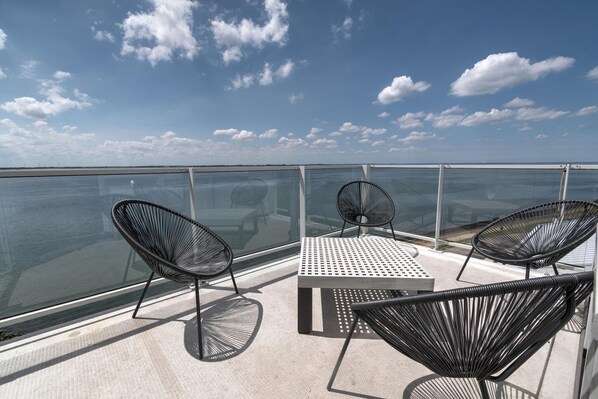 Terrasse / Balkon