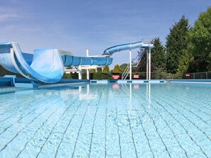 Holiday Home Swimming Pool