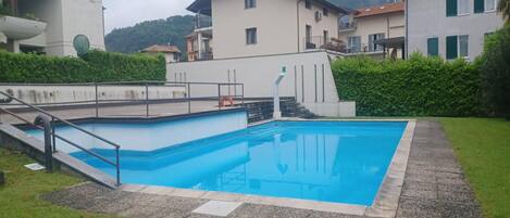 Schwimmbad des Ferienhauses