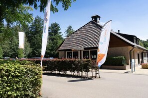 Holiday Park Facilities and Services 