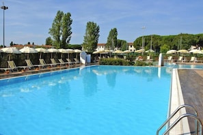 Piscine maison de vacances