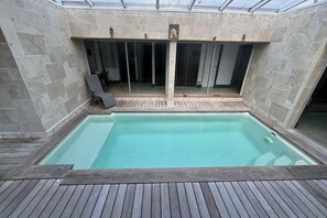 Holiday Home Swimming Pool