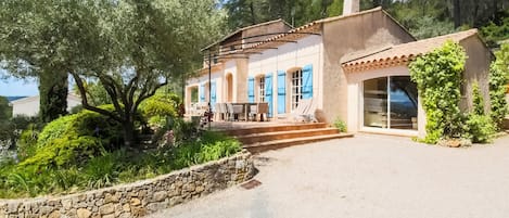 Extérieur maison de vacances [été]