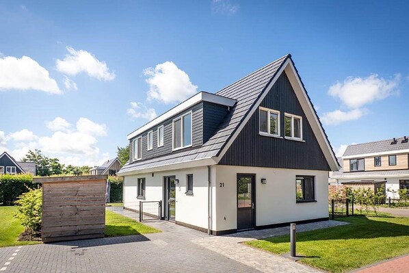 Holiday Home Exterior [summer]