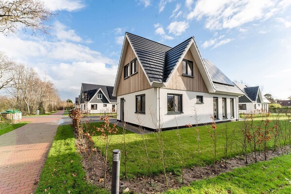 Extérieur maison de vacances [été]