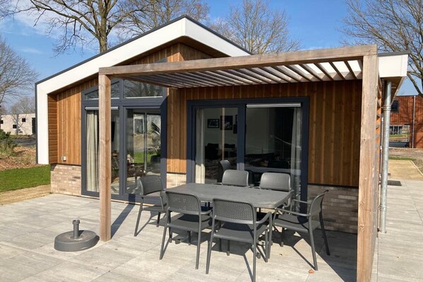 Extérieur maison de vacances [été]