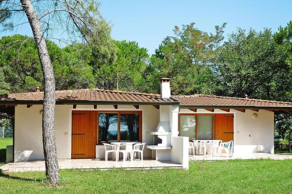 Holiday Home Exterior [summer]
