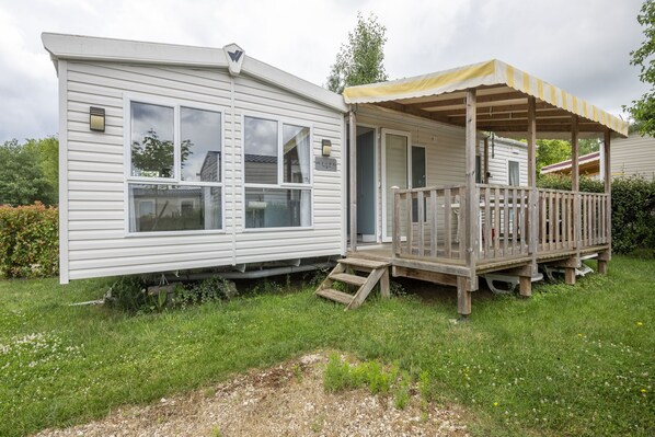 Extérieur maison de vacances [été]