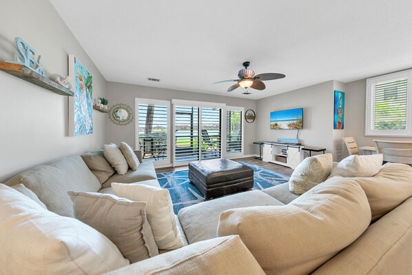 Living Room 1 Part 1