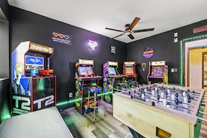Five iconic arcade games, including X-Men and Turtles, await for endless entertainment