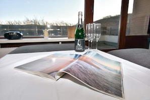 Blick vom Wohnzimmertisch