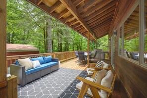 There’s nothing like sitting on the sun deck, soaking in the mountain air with birds singing in the trees. 