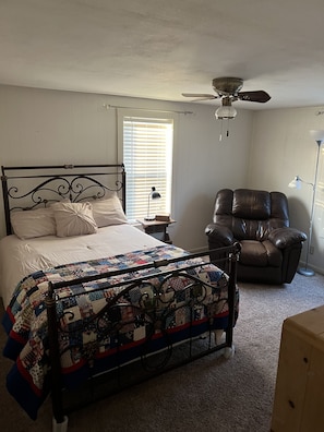 Bedroom #2 w/ Full Size bed. Additional fold out twin bed is available. 