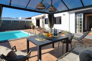 Great for"al fresco dining" by the pool !