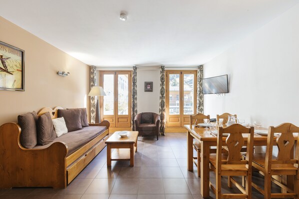 Living and dining room